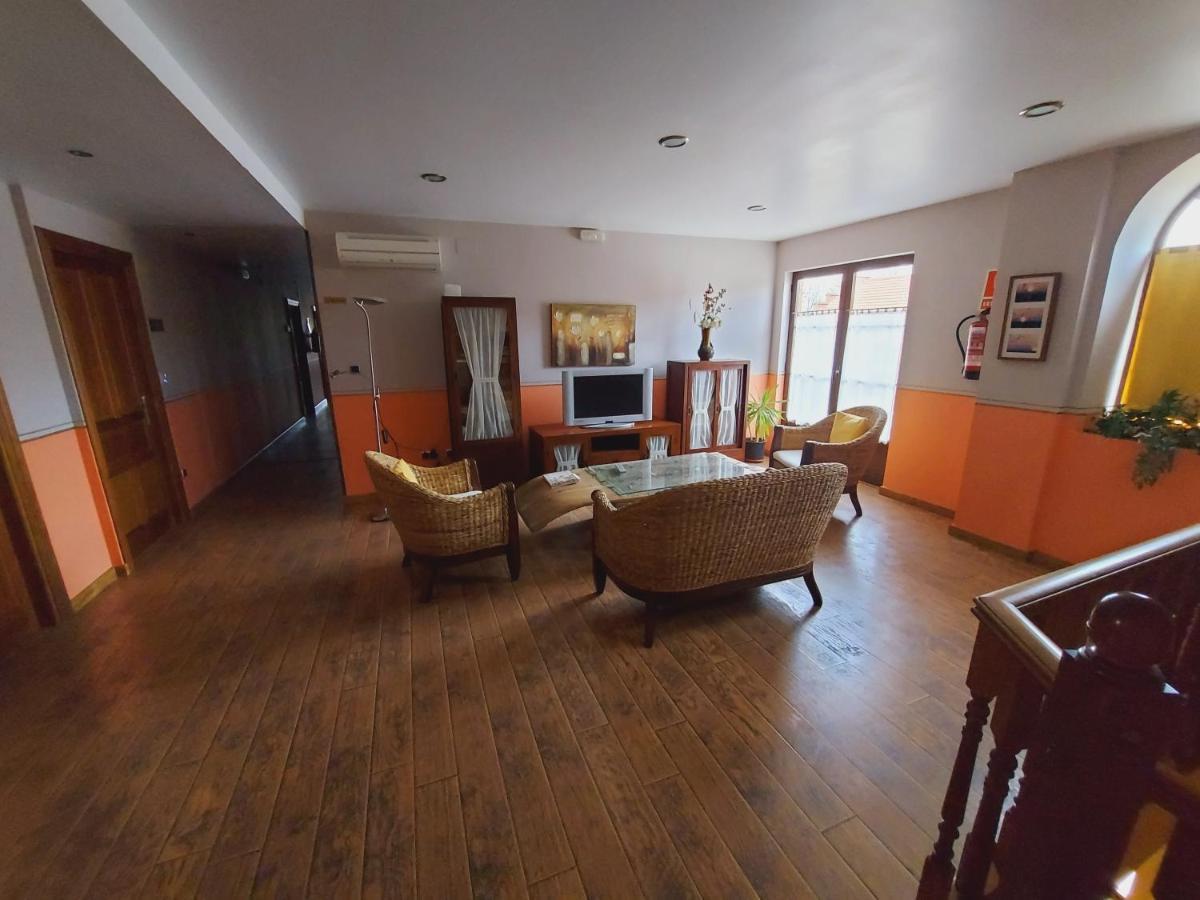 Hotel Rural Venta Del Alon Villalon de Campos Exteriör bild