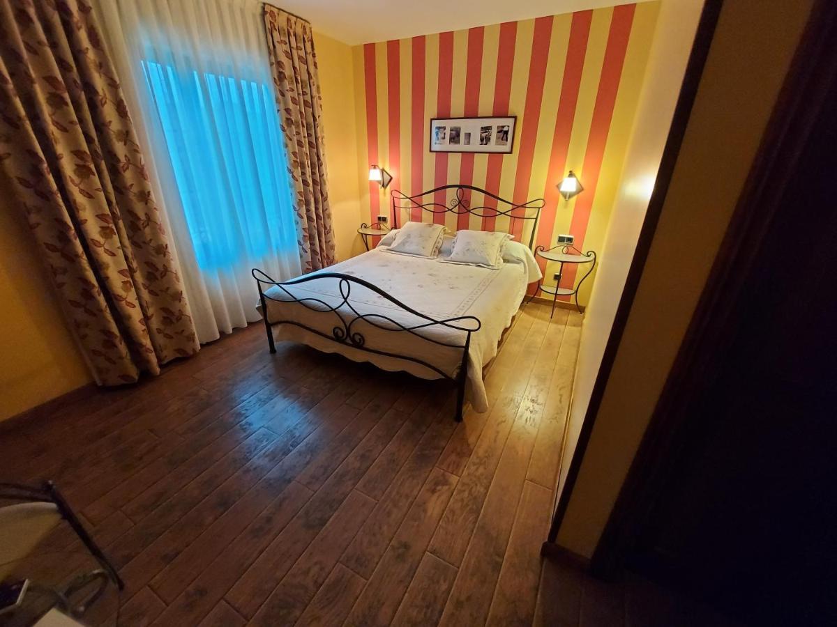 Hotel Rural Venta Del Alon Villalon de Campos Exteriör bild
