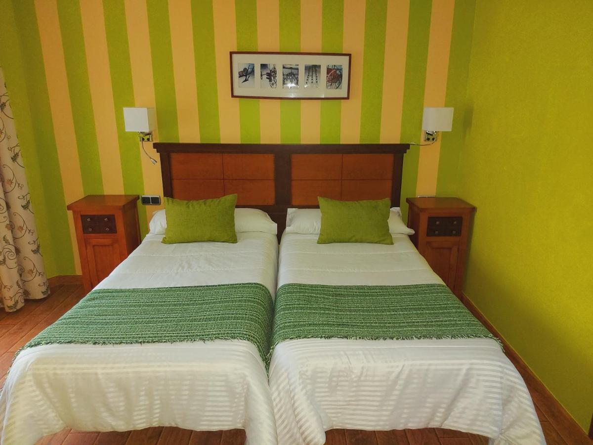 Hotel Rural Venta Del Alon Villalon de Campos Exteriör bild